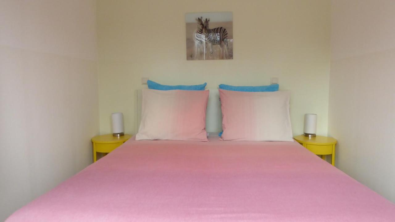 Houseboat In The Center, 5 Min Walk To Tropical Museum, Free Wifi! Apartment Amsterdam Bagian luar foto
